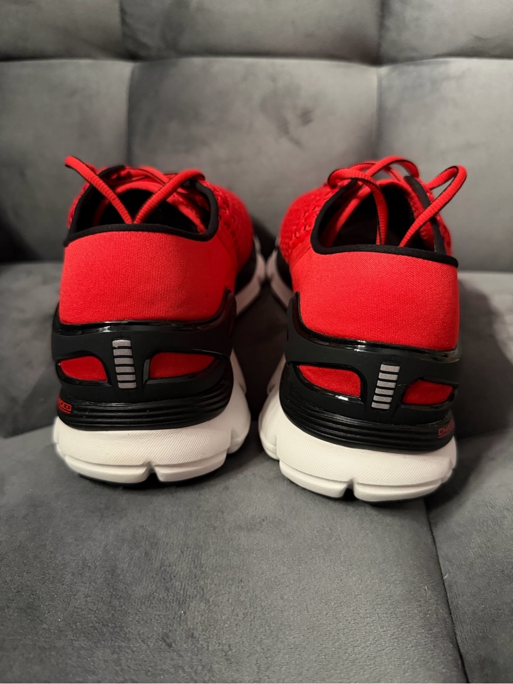 Under Armour UA Speedform Gemini Sneakers Red/Black 3026770 SZ 11.5 Men - Picture 4 of 8